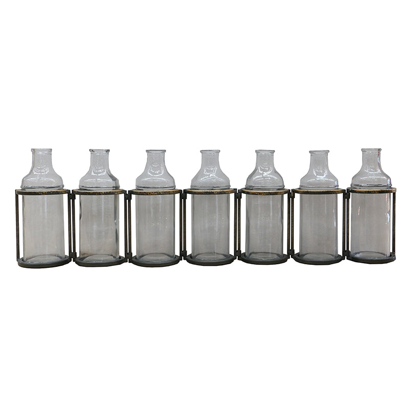 7 Bud Vase Chain in a straight line