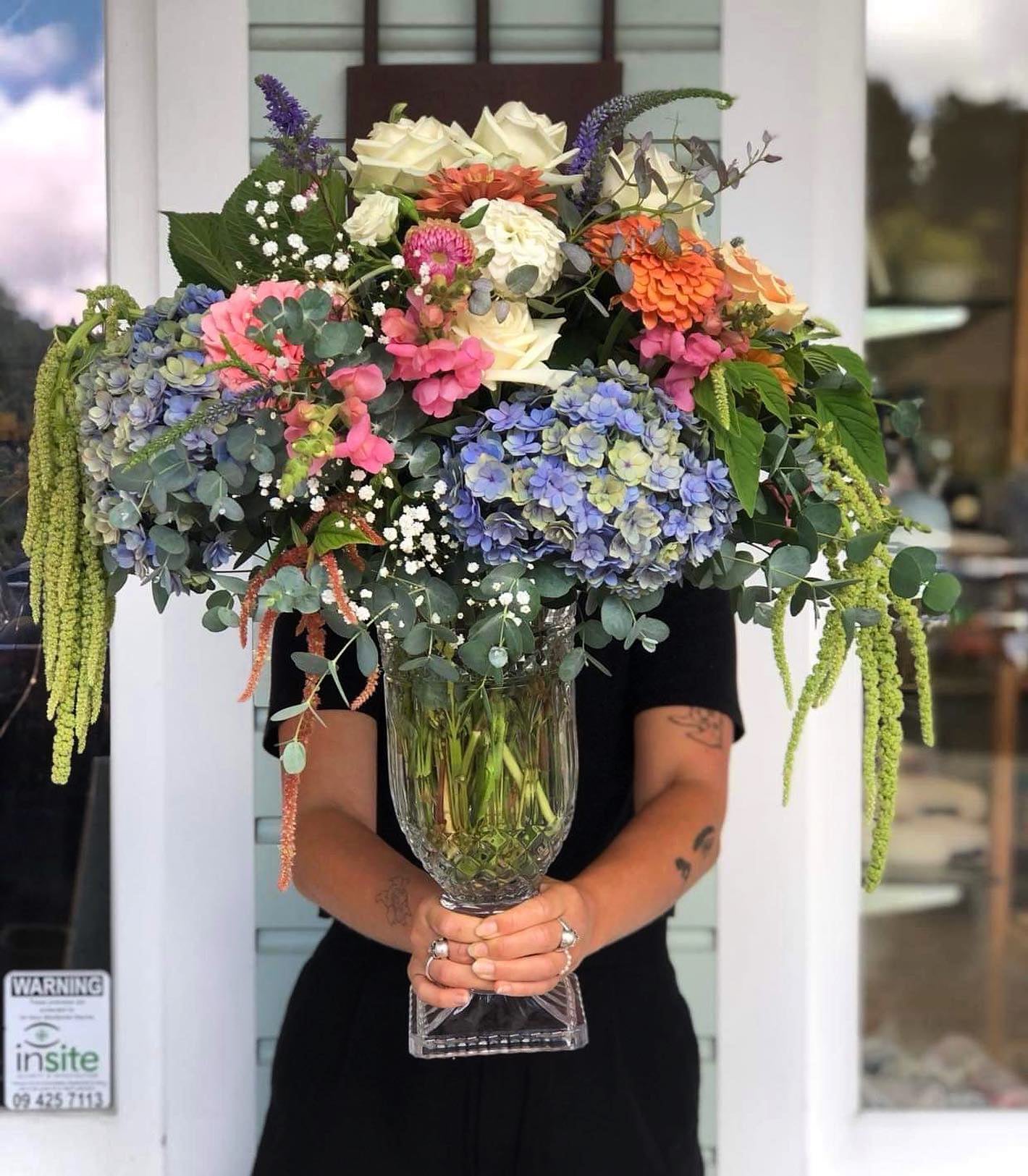 Cool fresh flower vase arrangement blue hydrangea roses Warkworth Matakana Mangawhai