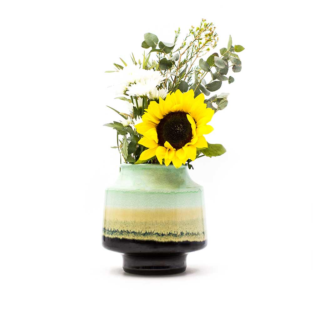 Retro Vase sexy lime with dried flowers