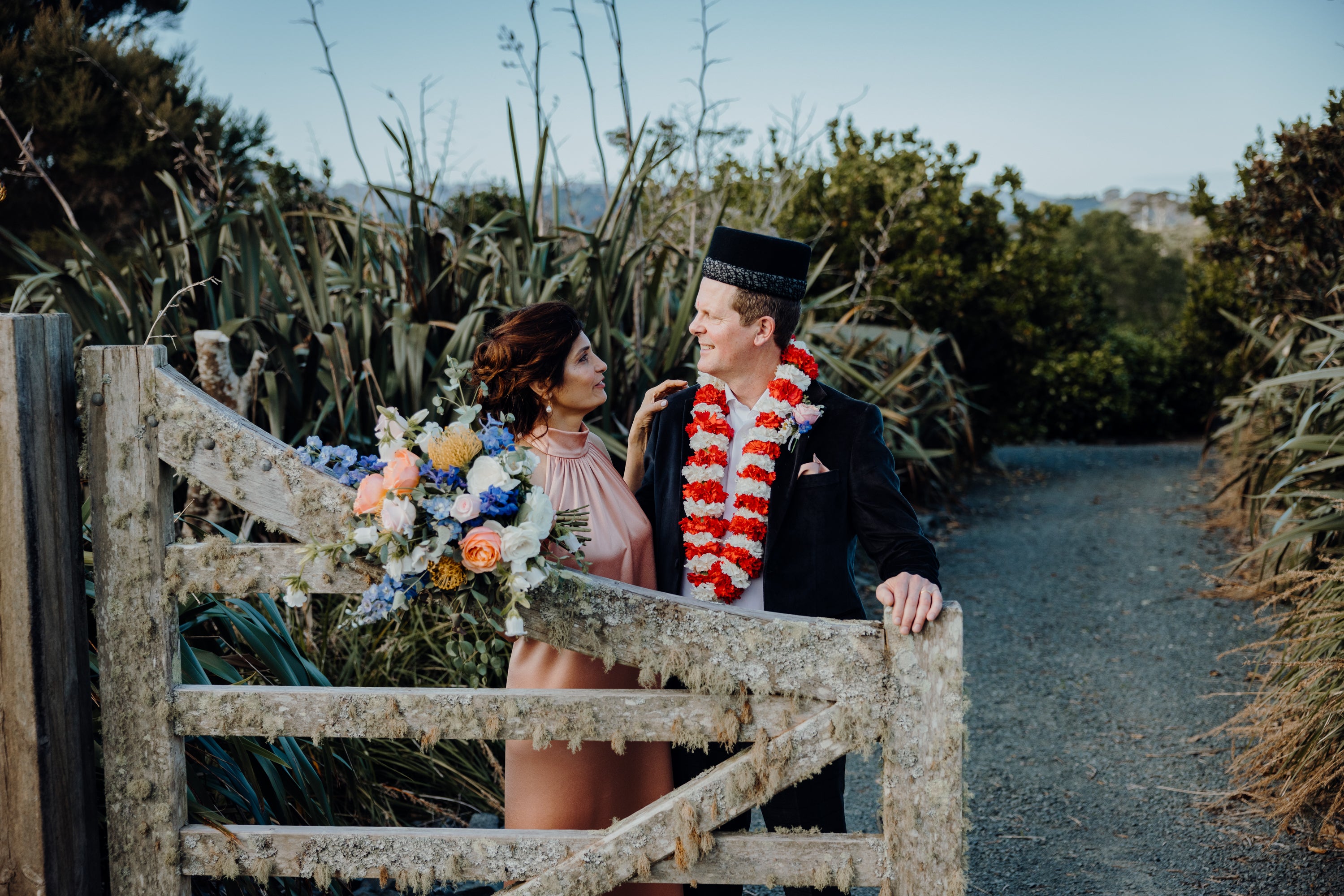 Bride and Groom fresh flowers lei bouquet