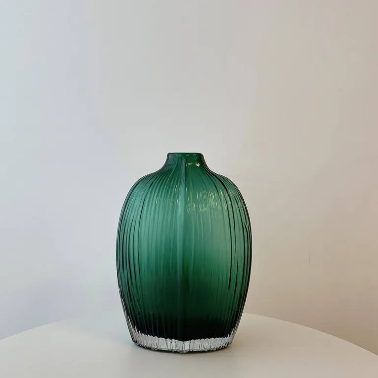 Shoulder Vase
